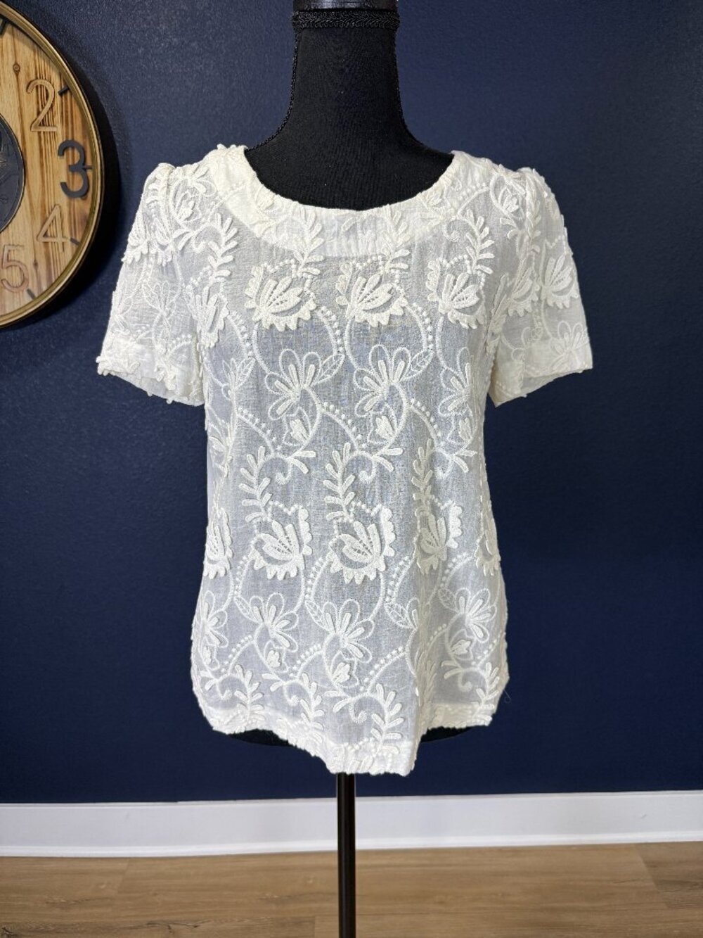 Vanessa Virginia Anthropologie Ivory Floral Embroidered Lace Mixed Media Top | S